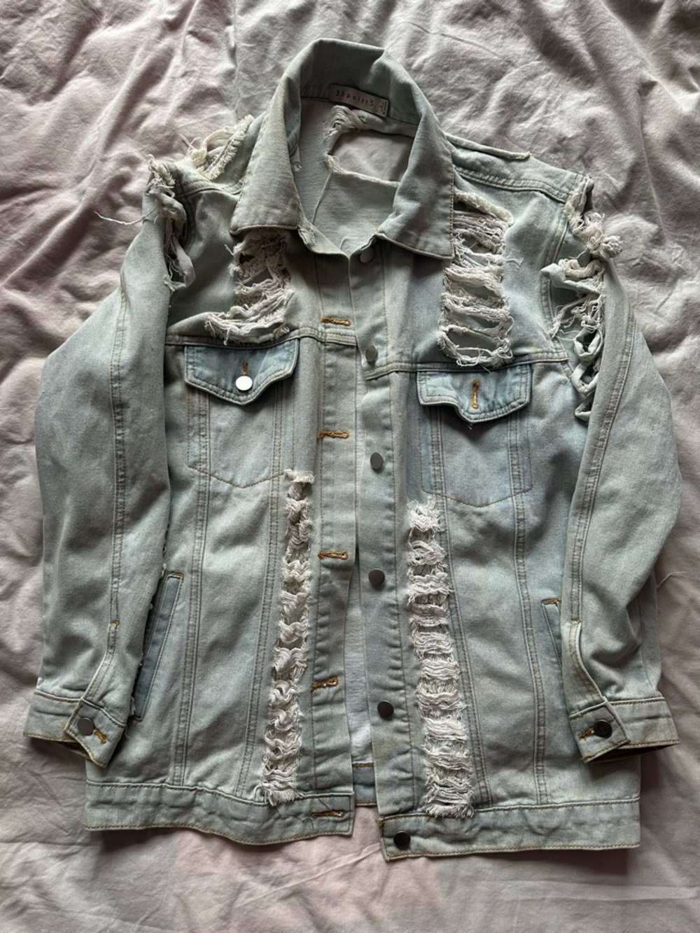 36 Point 5 Distressed Light Wash Denim Jacket Ripped Trucker Jacket Size S